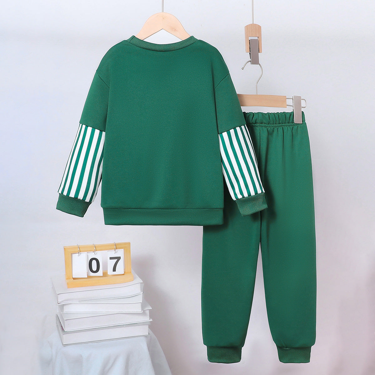Boys Green Alphanumeric Printed Sweatshirt With Jogger Sets 2 pc. Sets