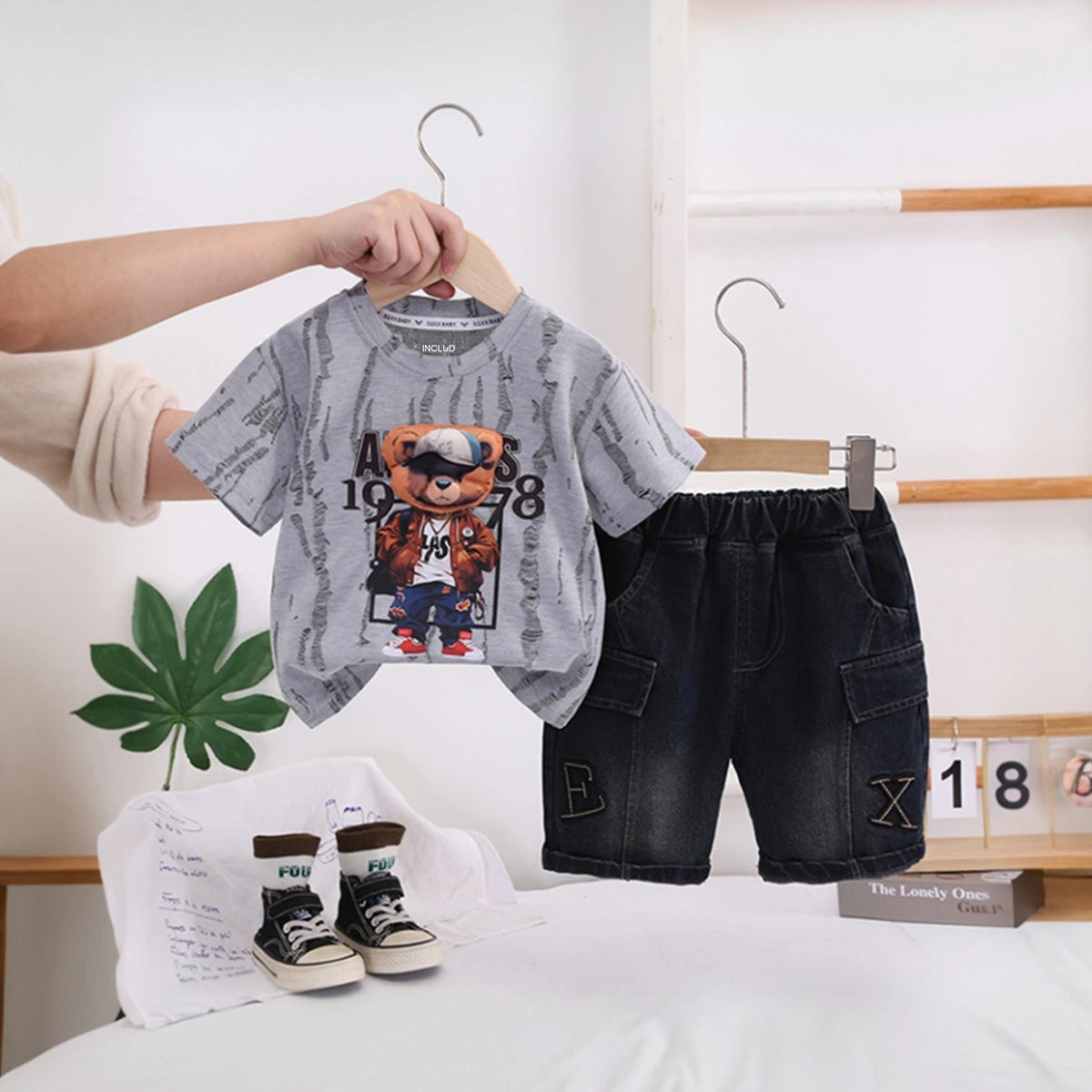 Boys Grey Bear Graphic Short Sleeve T-Shirt With Denim Shorts Sets 2 pc. Sets Grey 1-2 Y
