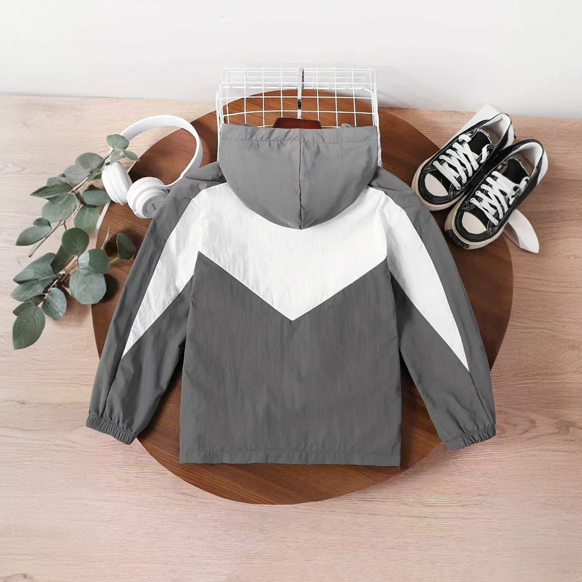 Boys Grey Solid Hooded Front Zipper Jacket Coats & Jackets