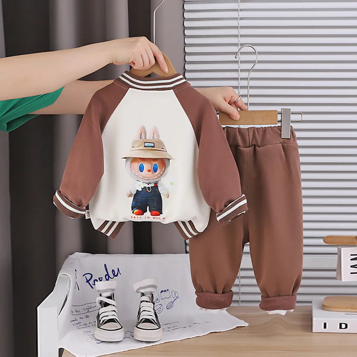 Boys Brown Graphics Jacket With T-Shirt and Pants Sets Sets