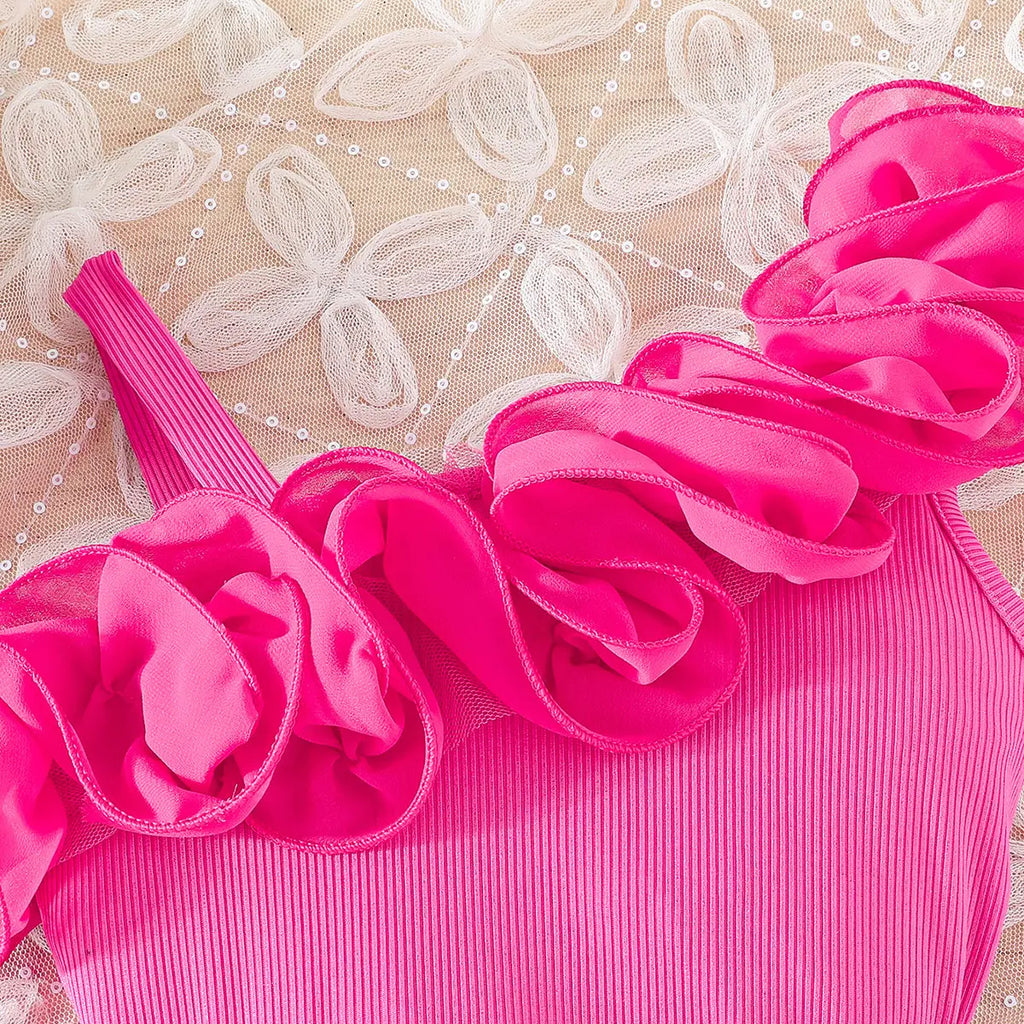Girls Fuchsia Ruffle One-Shoulder Top With Heart Printed Denim Shorts Sets Sets