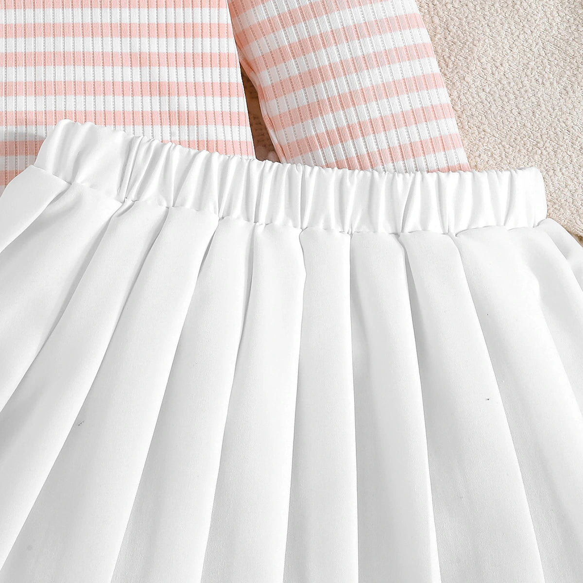 Girls Pink Stripes Heart Embroidered Top With Pleated Skirt Sets Sets