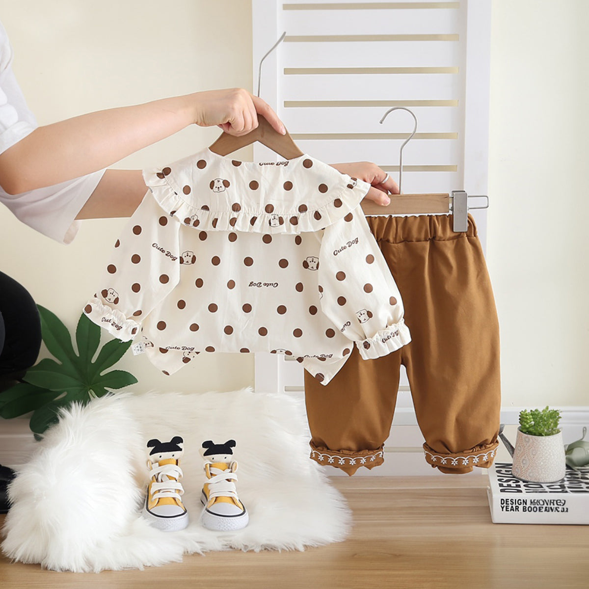 Girls Brown Polka Dot Printed Top With Bow and Pants Set 2 pc. Sets