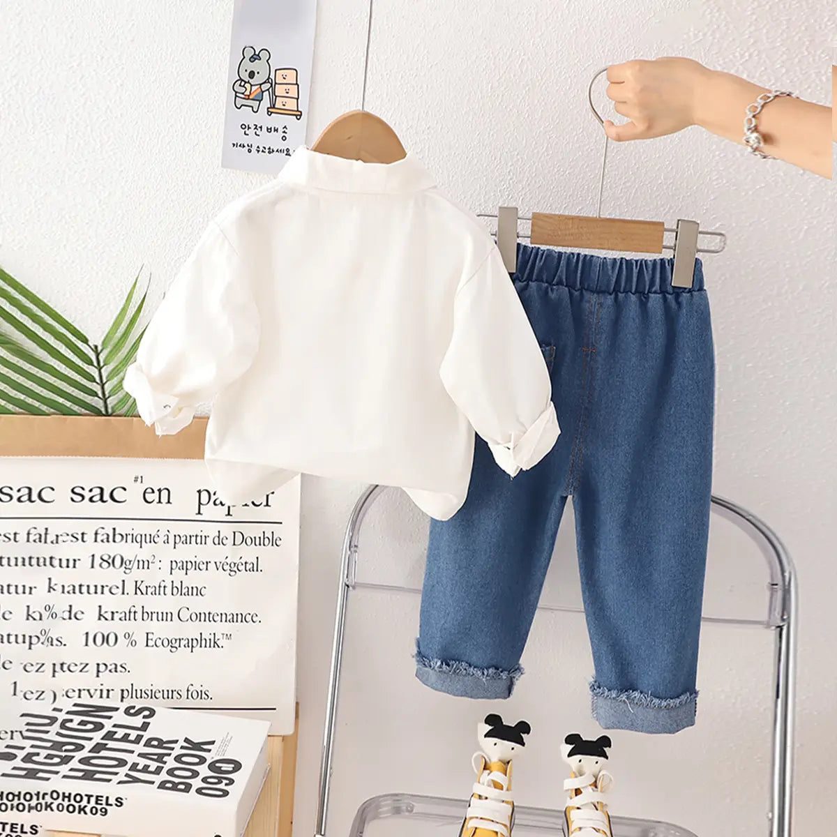 Boys White Three Cat Cartoon Printed Polo Shirt With Denim Pants Set Sets