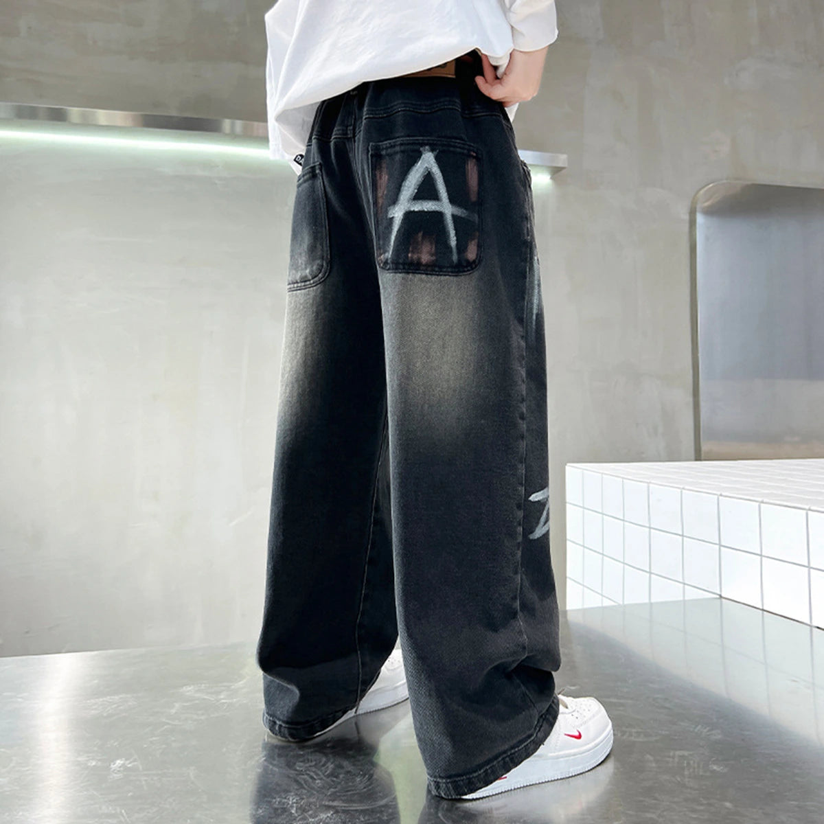 Boys Black Typographic Print Loose Fit Denim Jeans Pants