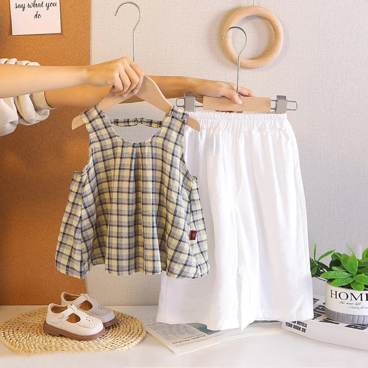 Girls Yellow Checked Sleeveless A-line Top With Cropped Pant Sets Sets