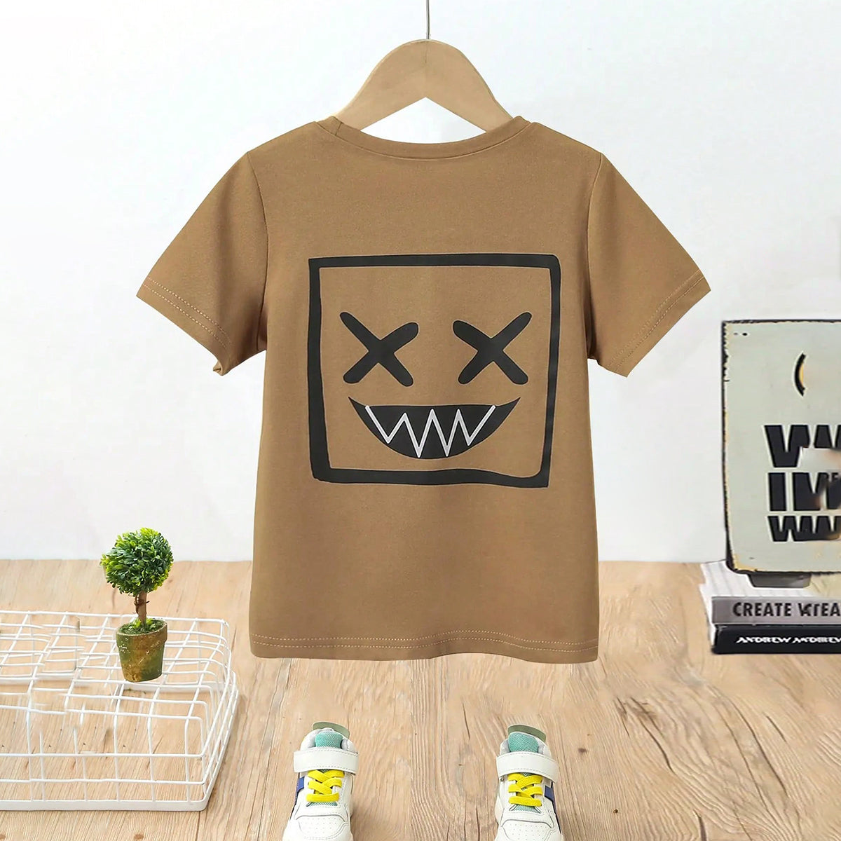Boys Brown Graphic Short Sleeves T-Shirt Tshirts