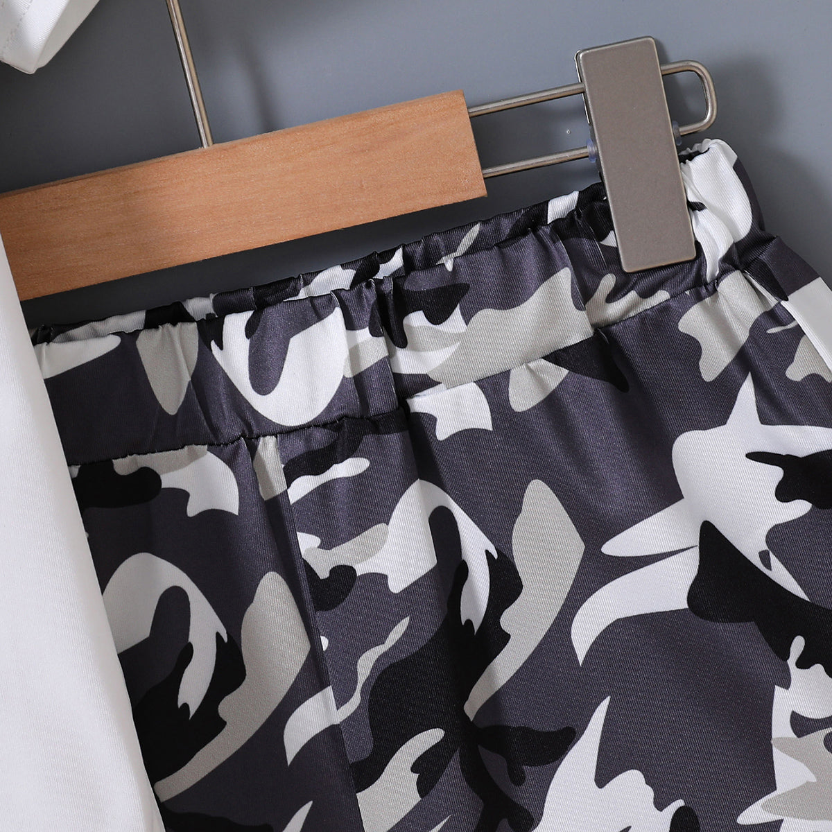 Boys White Short Sleeve Camouflage Printed T-Shirt With Shorts Set 2 pc. Sets