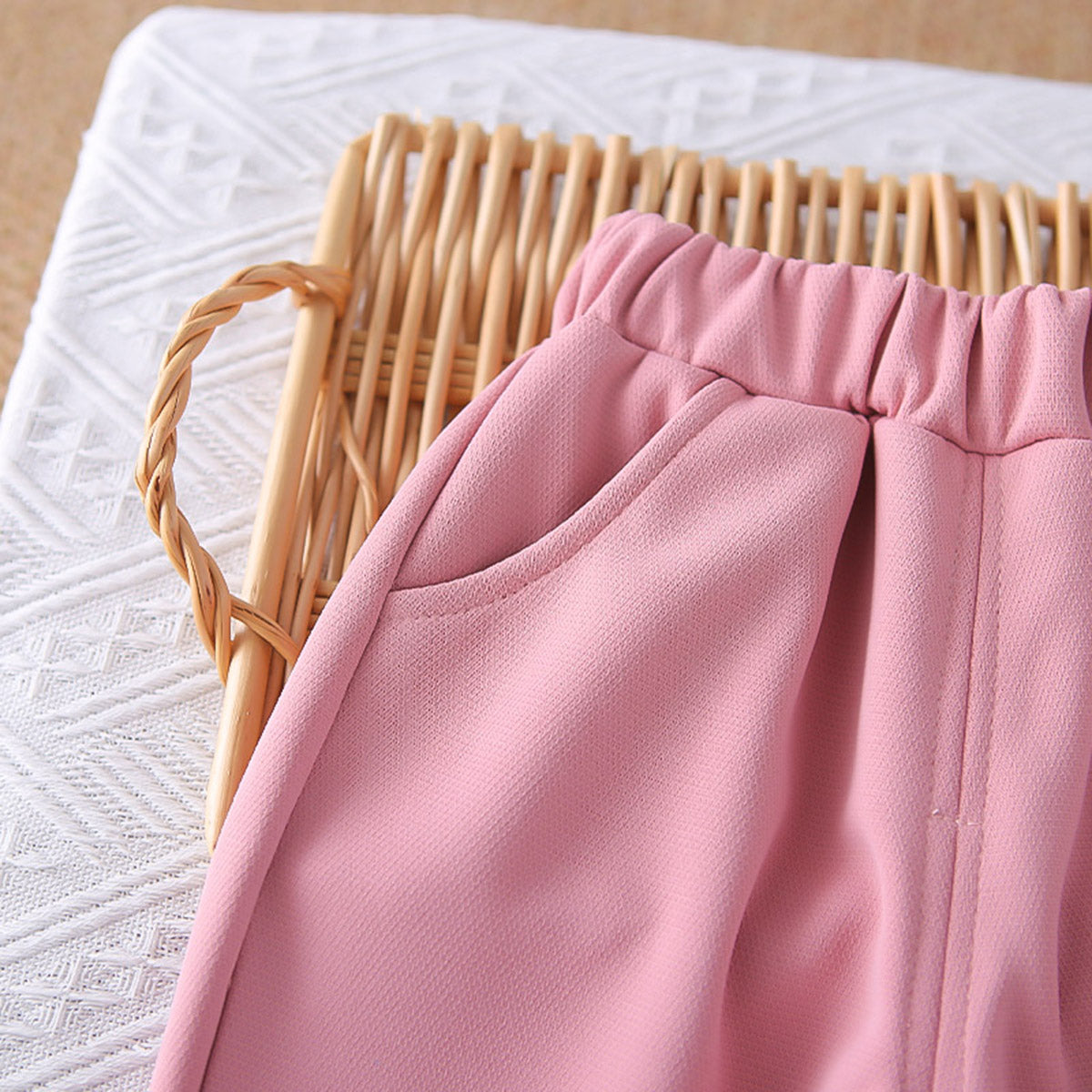 Girls Pink Solid Sleeveless Jacket With Top & Pants Set Sets