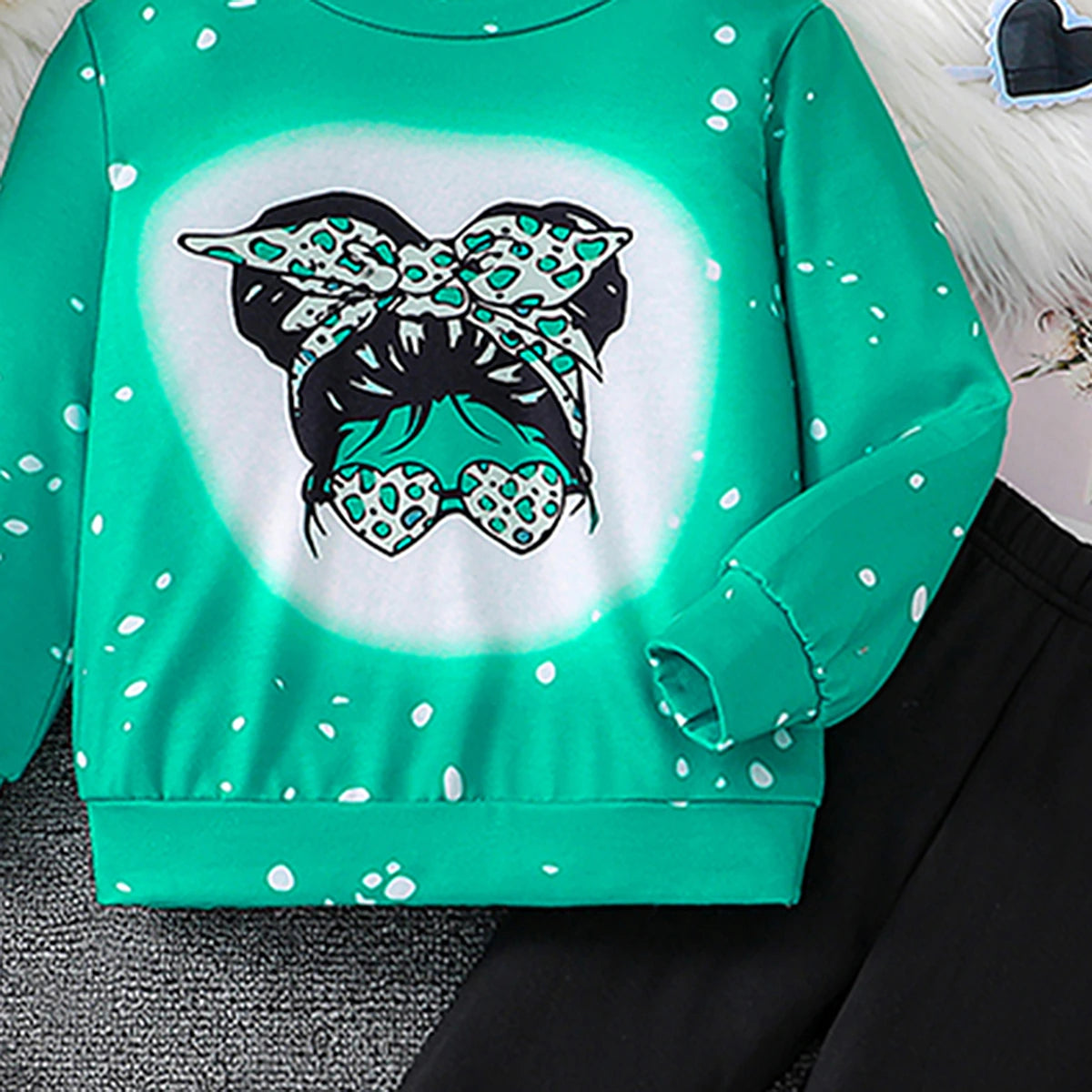 Girls Green Graphic Long Sleeve Sweatshirt With Pants Sets 2 pc. Sets