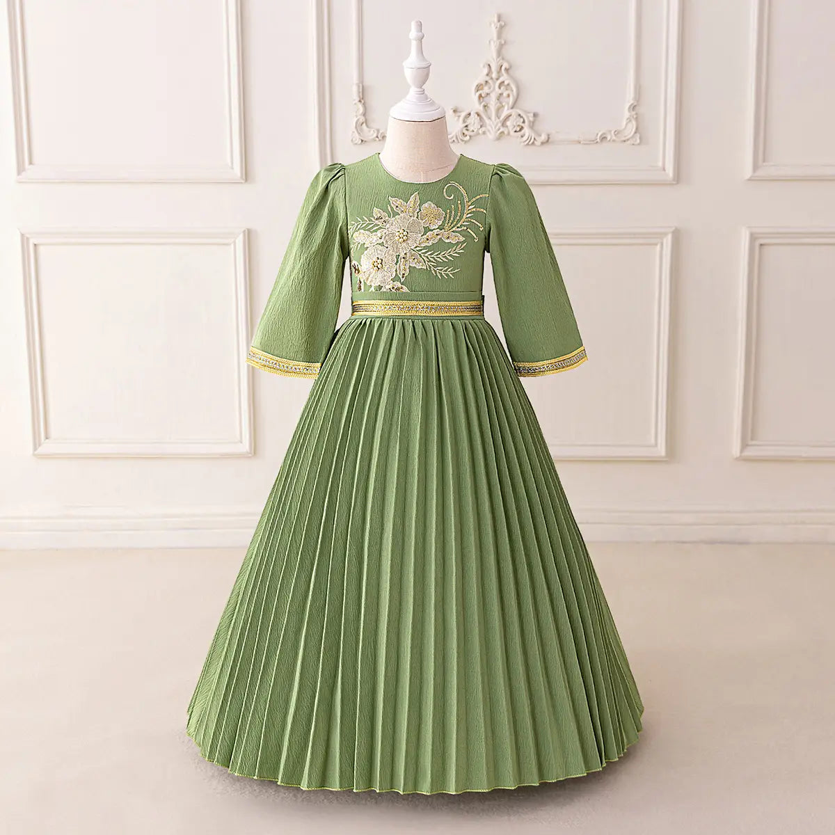 Girls Green Embroidered Maxi Dress With Three-quarter Sleeves Casual Dresses Green 3-4 Y