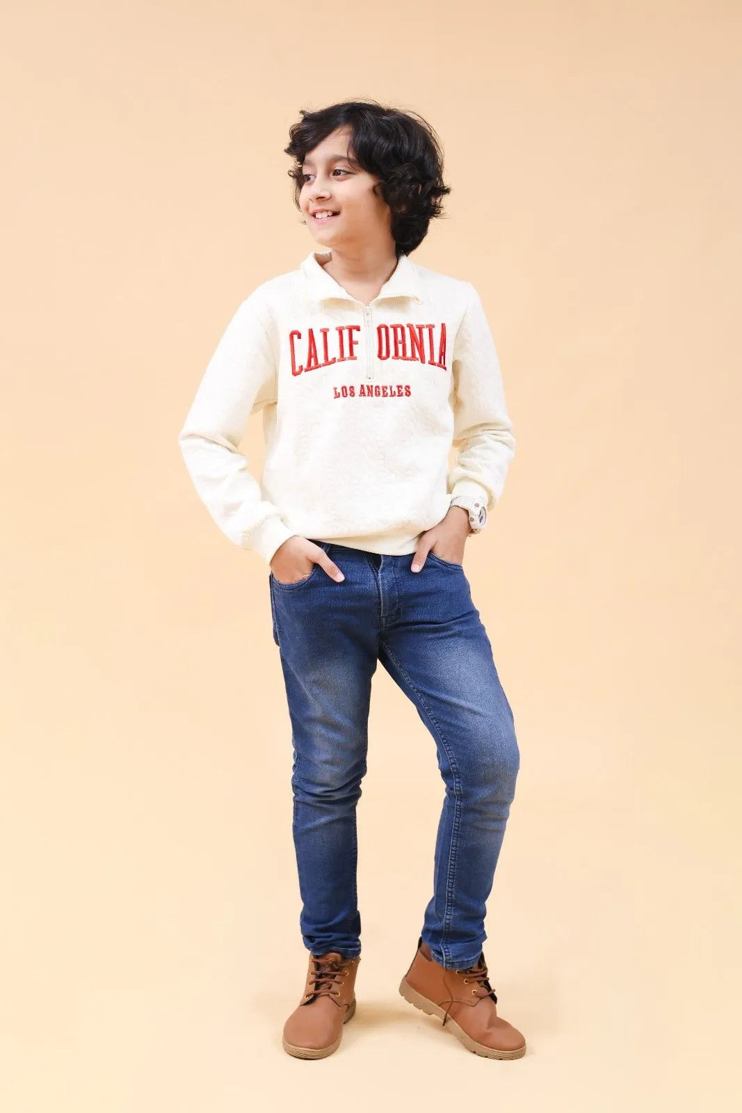 Boys White Full Sleeves Winterwear Sweatshirt Sweatshirts & Hoodies