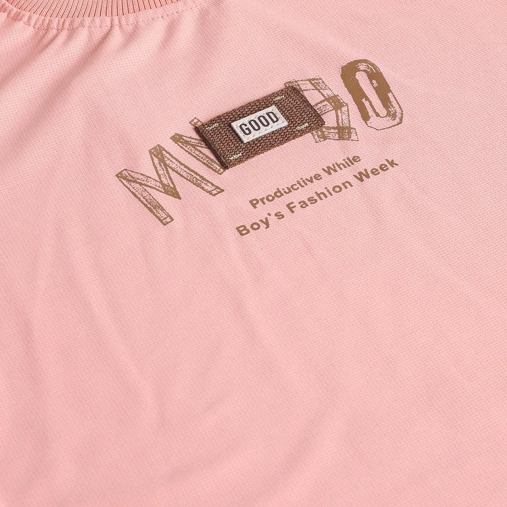 Boys Peach Typographic Printed T-Shirt With Cargo Shorts Sets Sets