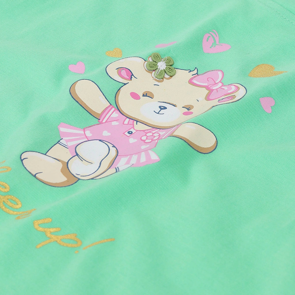Girls Green Teddy Bear Graphics Puff Sleeve Top With Printed Shorts Sets Sets
