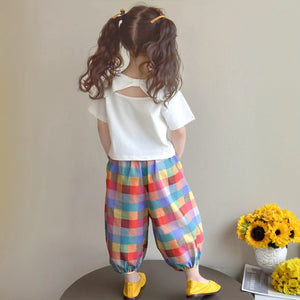 Girls White Graphic T-Shirt With Checked Pants Sets Sets