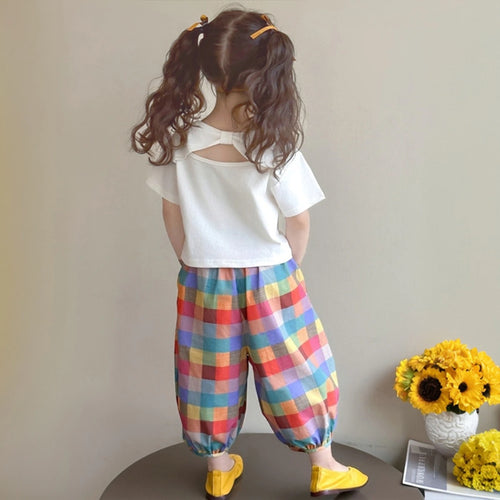 Girls White Graphic T-Shirt With Checked Pants Sets Sets