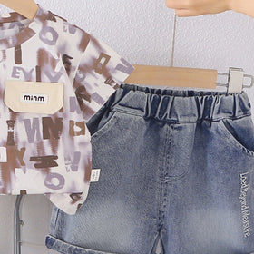 Boys Brown Typographic Print Short Sleeves T-Shirt With Denim Shorts Set Sets