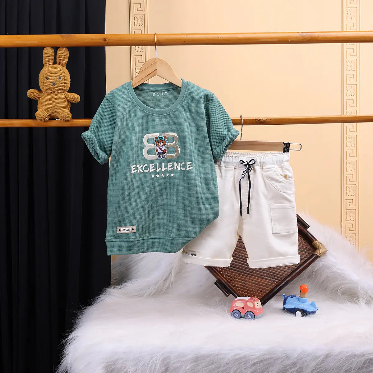 Boys Green Typographic Printed Short Sleeve T-shirts With Elasticated Shorts Sets Sets Green 1-2 Y