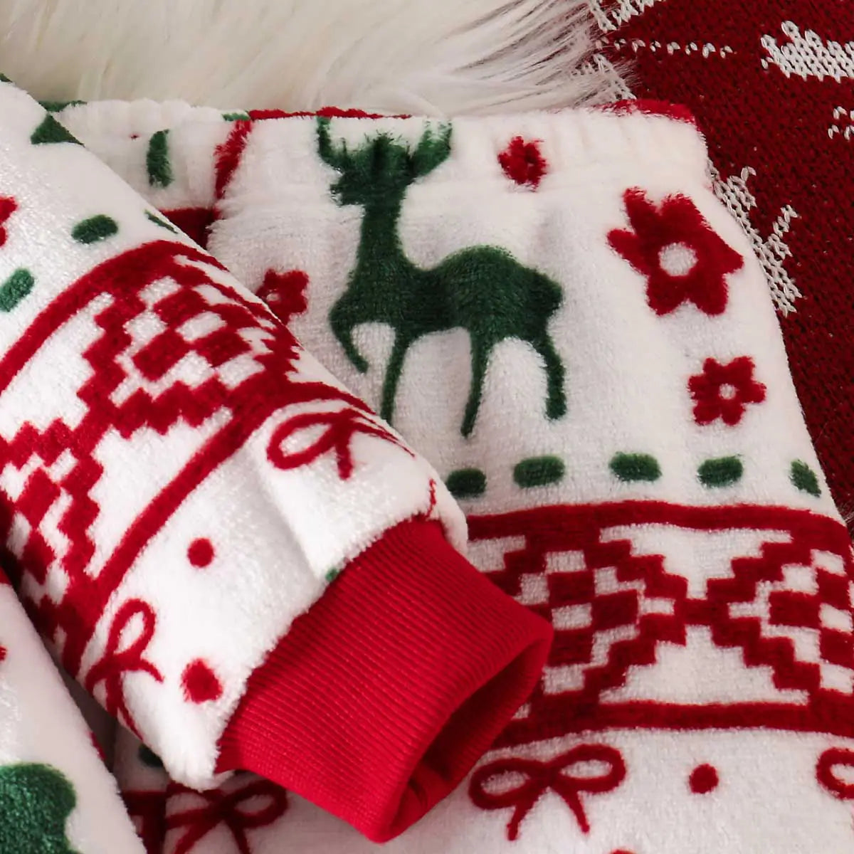 Girls White Self-Design Christmas Patterns Sweatshirt With Joggers Co-ord Sets 2 pc. Sets