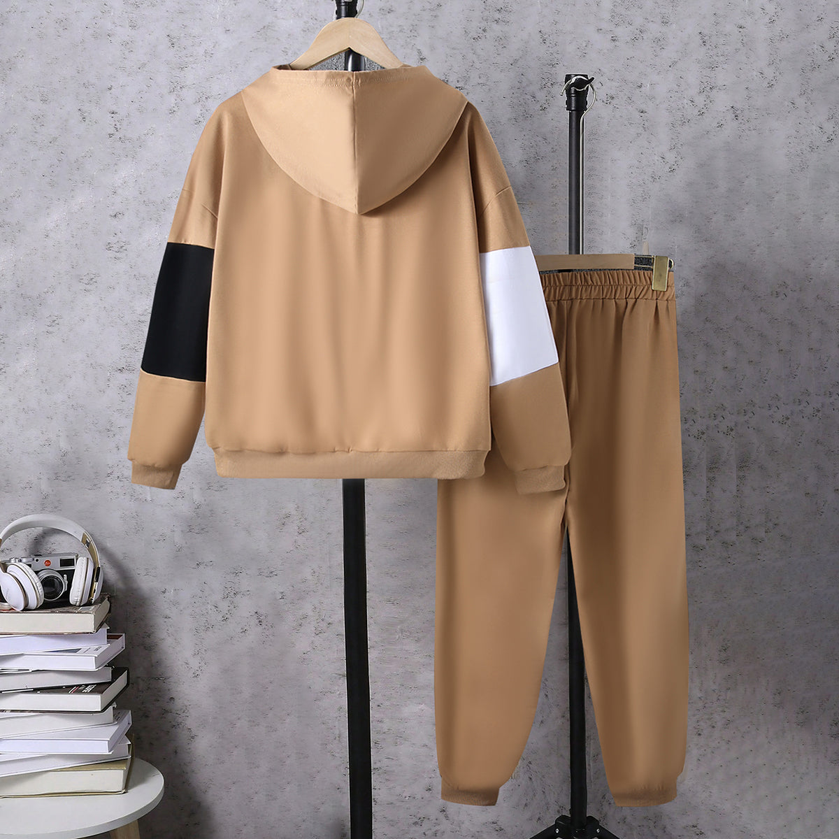 Boys Khaki Color-blocked Hooded Sweatshirt With Pants Sets 2 pc. Sets