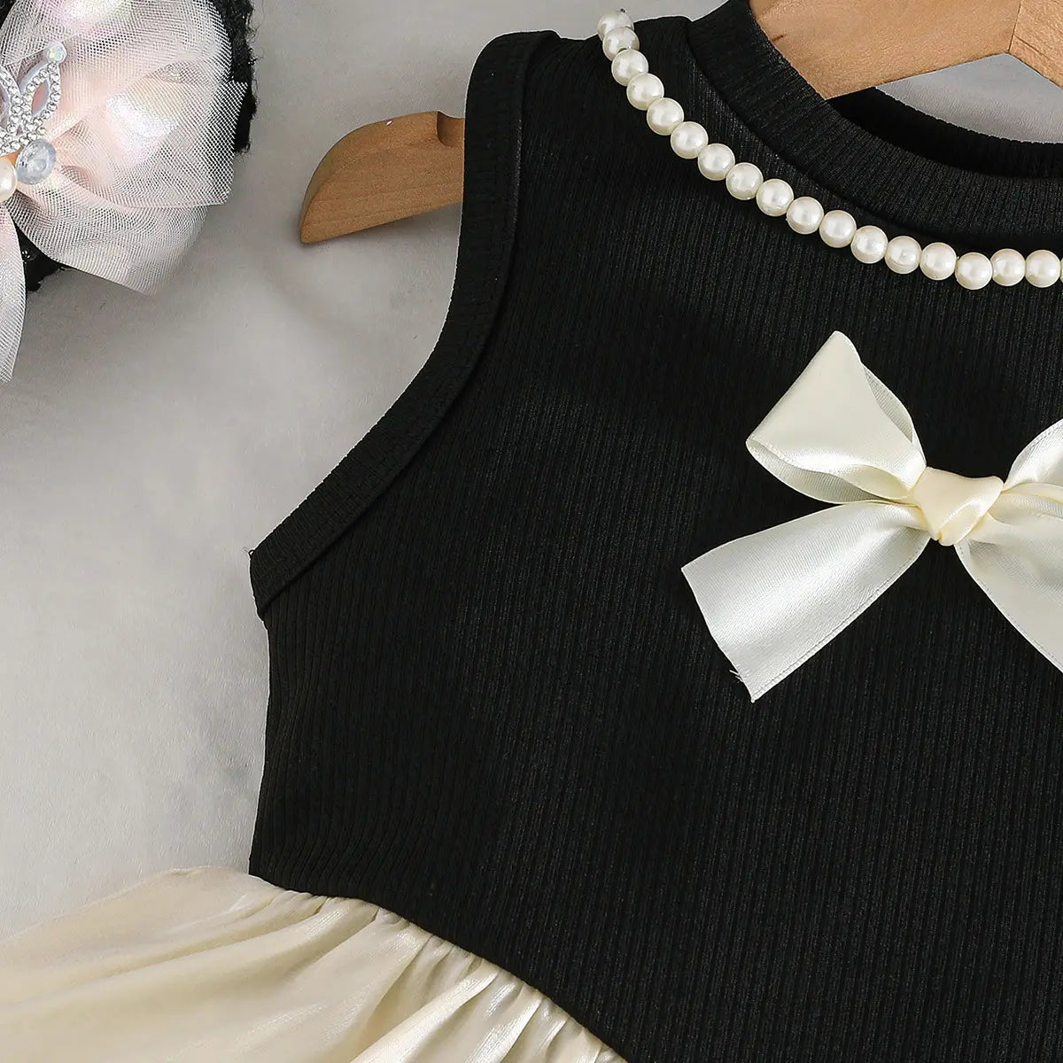 Girls Black Sleeveless Bow Applique Frill Top With Ribbed Pants Sets 2 pc. Sets