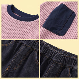 Boys Pink Textured Sweatshirt With Denim Pants Sets Sets