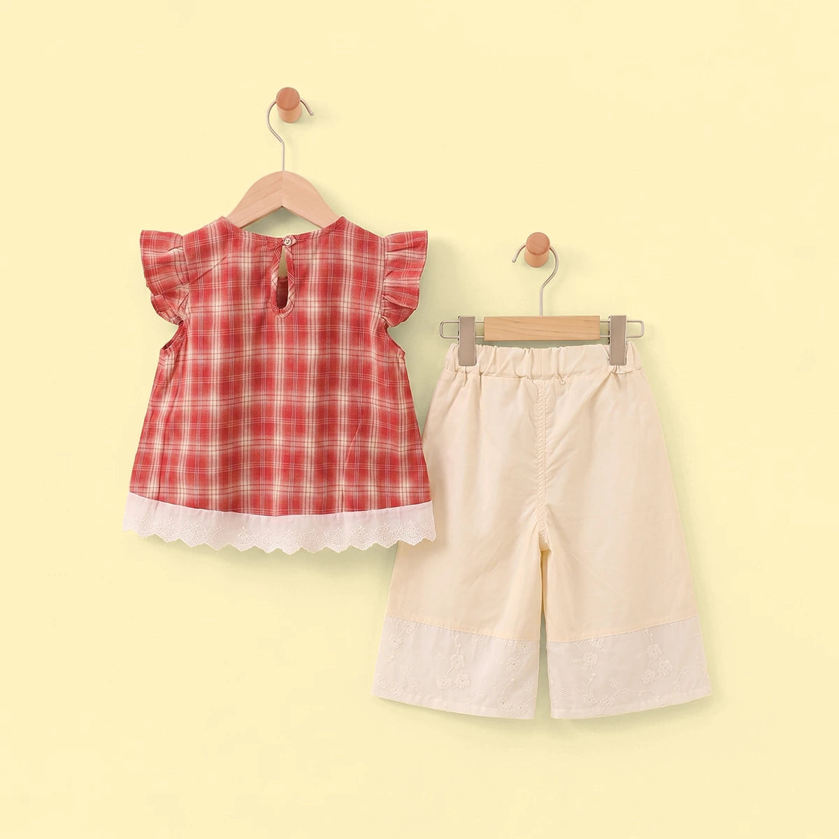 Girls Red Checked Sleeveless Top with Pants Sets 2 pc. Sets