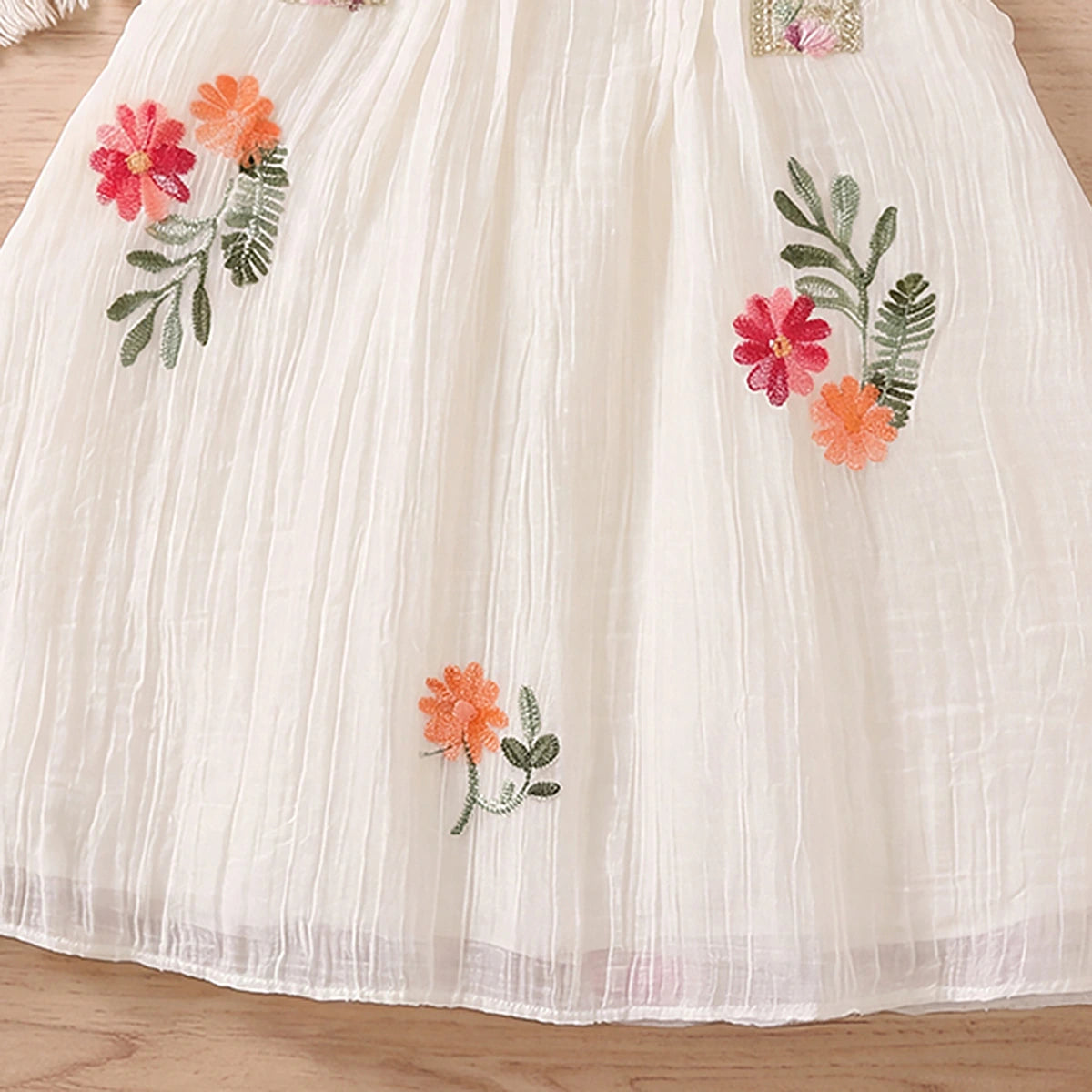 Girls Off White Floral Embroidered Sleeveless A-line Dress Casual Dresses