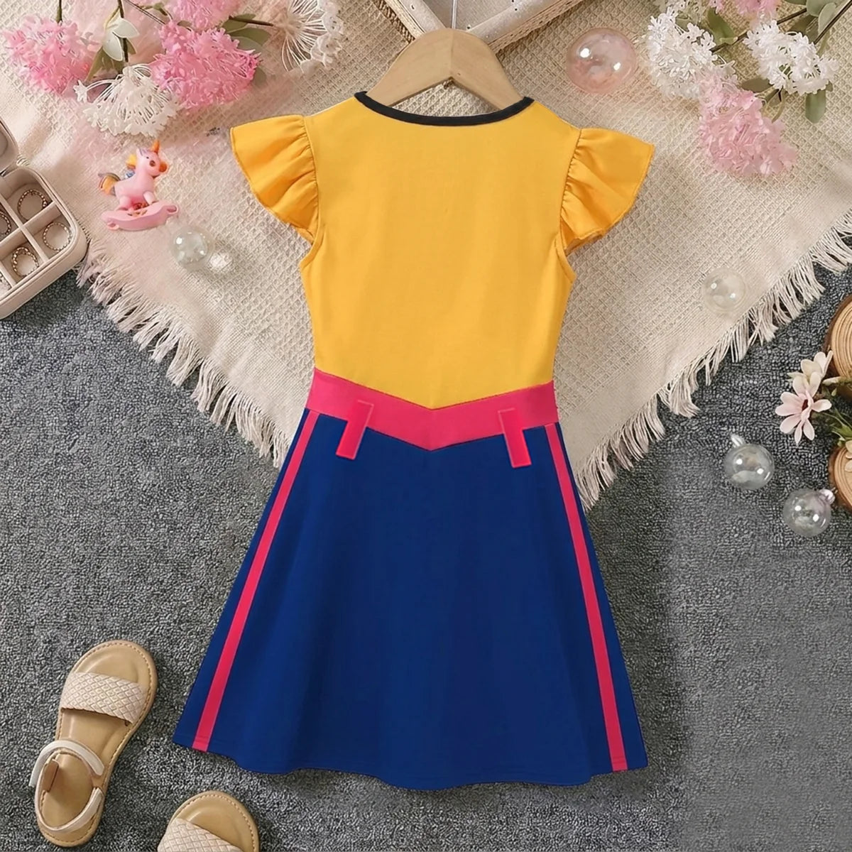 Girls Multicolor Graphic Flutter Sleeve A-Line Dress Casual Dresses