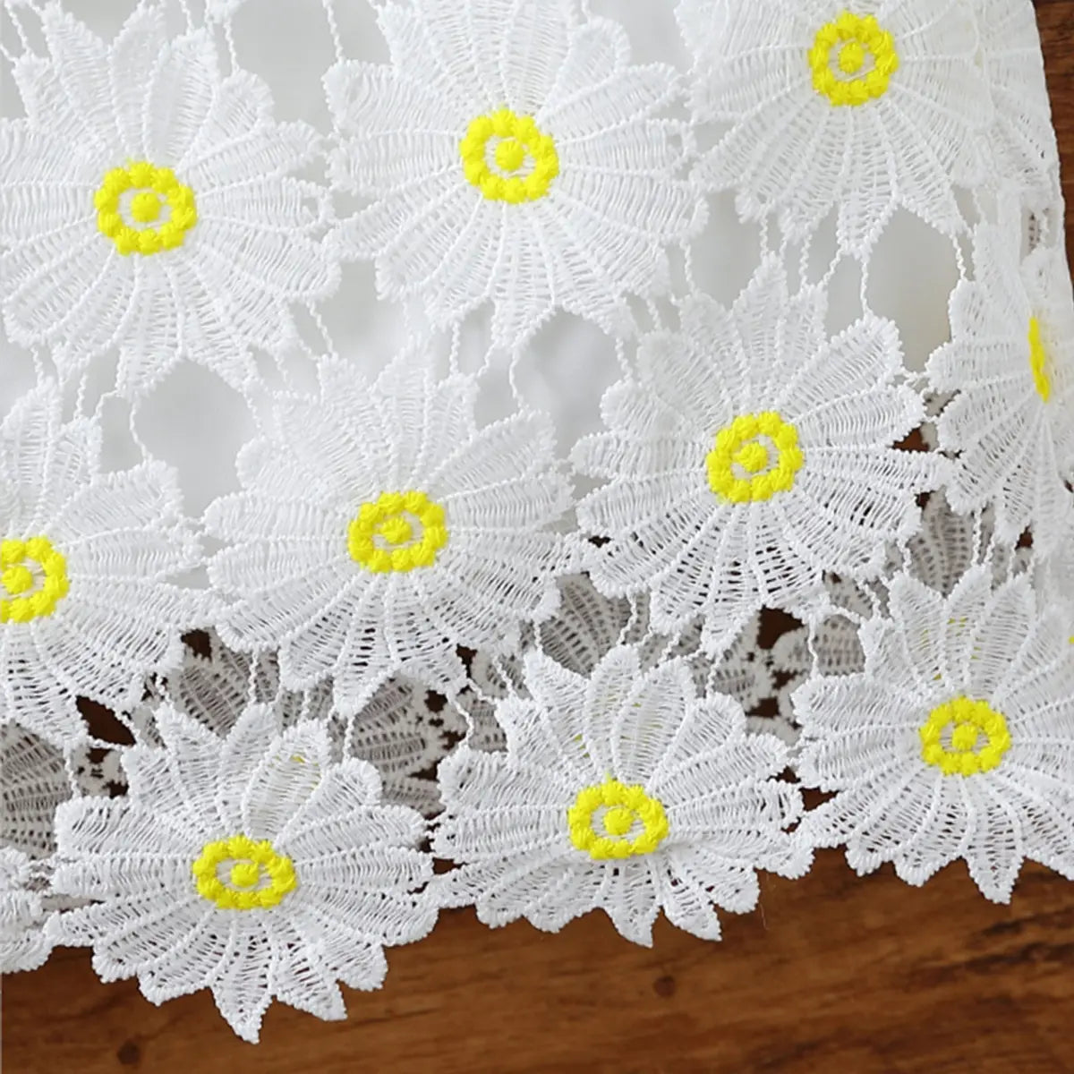 Girls Yellow Crop Top With Floral Daisy Pattern Lace A-line Skirt Sets Sets