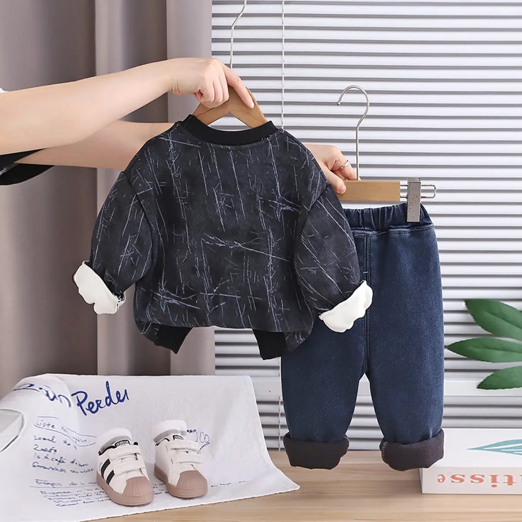 Boys Black Typographic Printed Sweatshirt With Denim Pants Set Sets