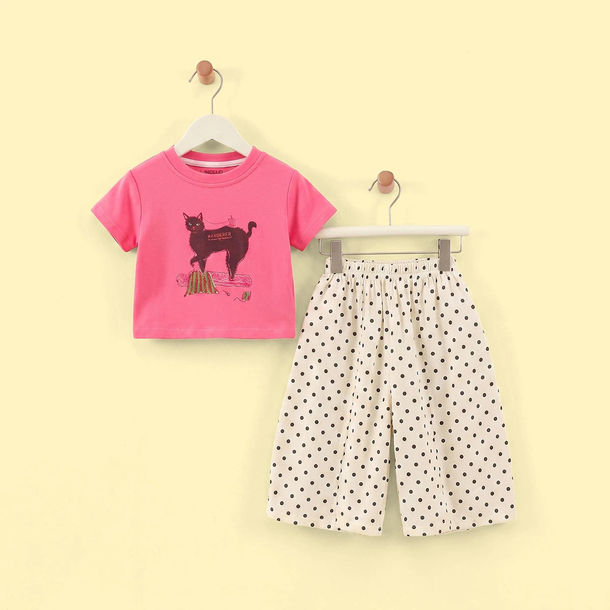 Girls Pink Graphic Short Sleeve T-Shirt With Pants Sets 2 pc. Sets Pink 1-2 Y