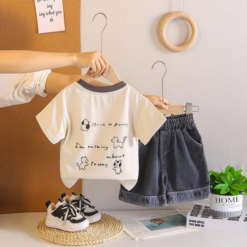Boys Beige Animals Printed Short Sleeves T-Shirt With Denim Shorts Sets Sets