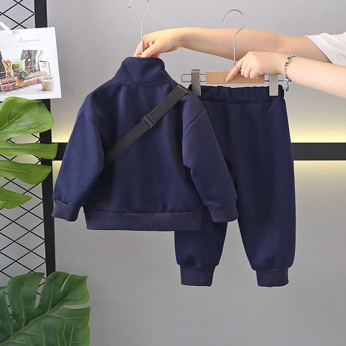 Boys Navy Blue Typographic Printed Sweatshirt With T-Shirt & Sling Bag & Pants Set Sets