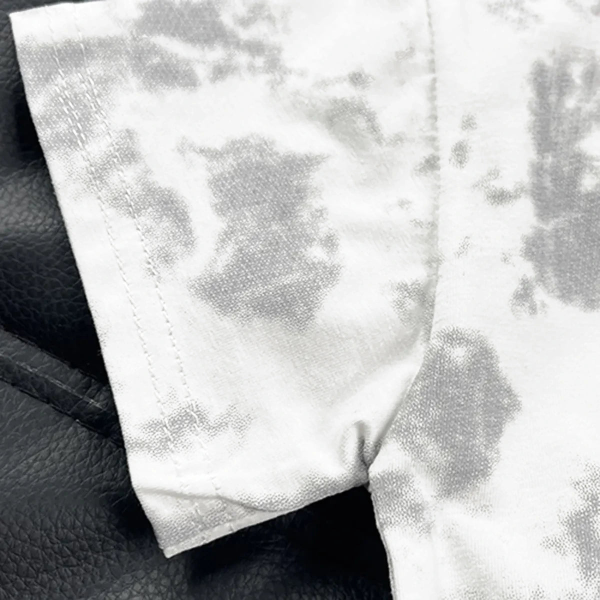 Boys Grey Graphics & Tie-dye Printed T-Shirt With Cargo Shorts Sets Sets
