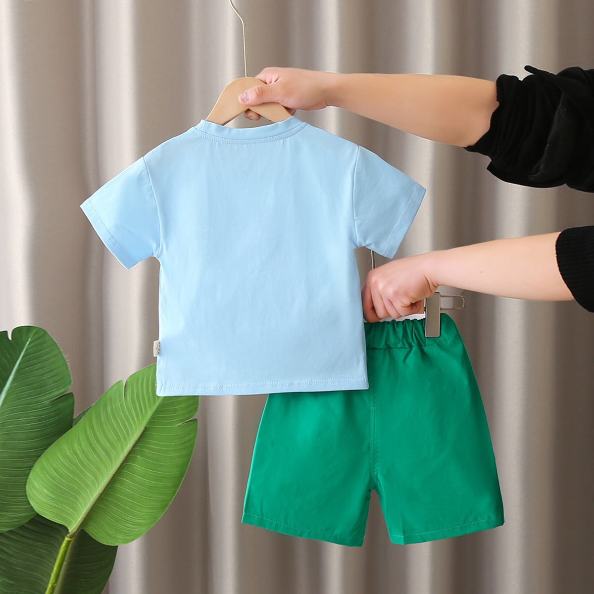 Boys Sky blue Teddy With Bag Pack Printed T-Shirt With Shorts set 2 pc. Sets