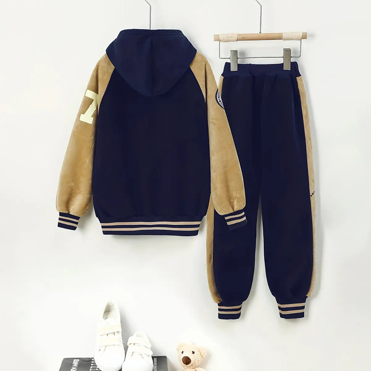 Boys Navy Blue Typographic Printed Hooded Zipper Jacket With Jogger Sets Sets