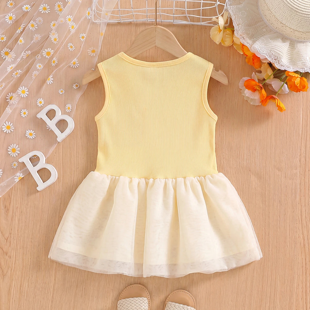 Girls Yellow Textured Kitty Applique Sleeveless Dress Casual Dresses
