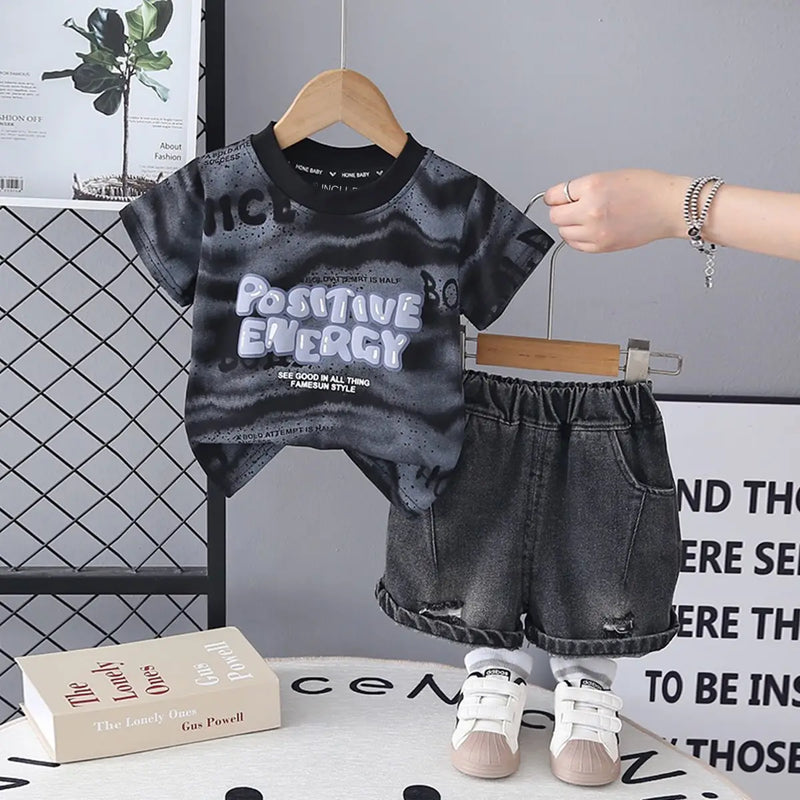 Boys Black Typographic Print T-Shirt With Denim Shorts Sets Sets Black 1-2 Y