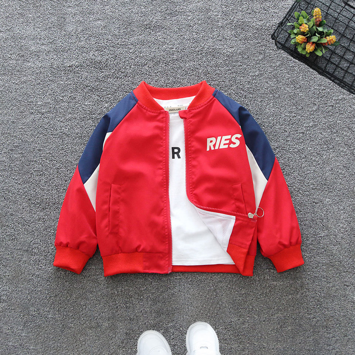 Boys Red Printed Front Open Trendy Jacket With Side Pockets Coats & Jackets Red 1-2 Y