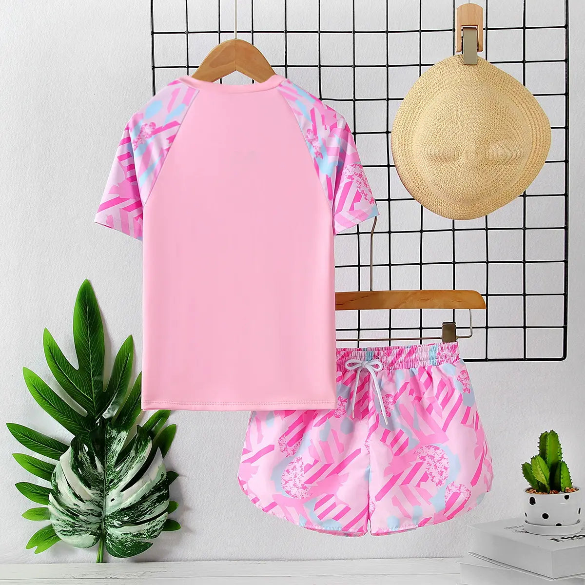 Girls Pink Abstract Printed Long Sleeves T-Shirt & Shorts Swimsuit Sets Sets