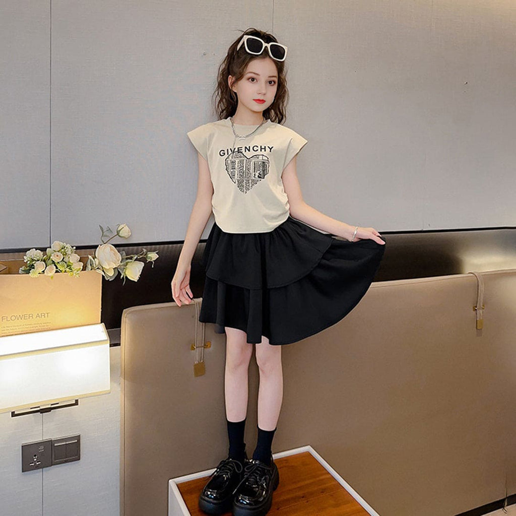 Girls Heart Print Extended Sleeve T-Shirt With Skirt Set