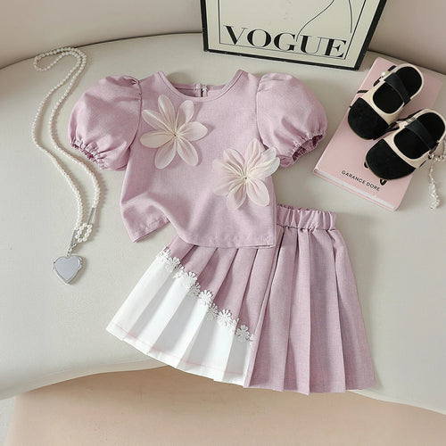 Girls Lavender Flower Applique Puff Sleeve Top With Pleated Skirt Sets 2 pc. Sets Lavender 3-4 Y