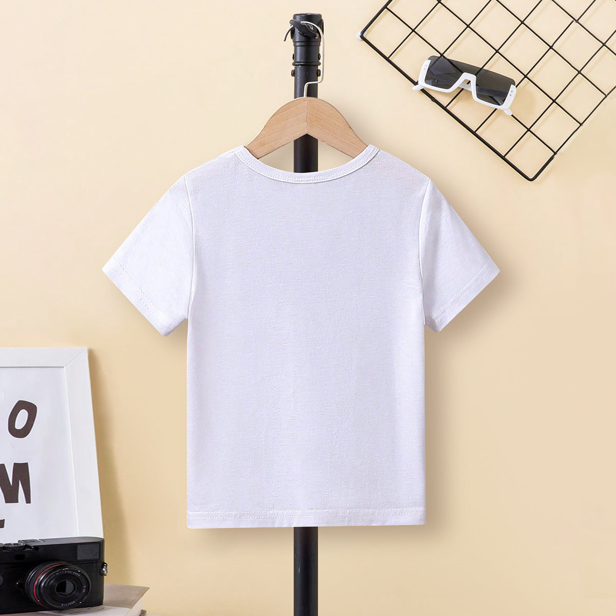 Boys White Typographic Printed Regular Short Sleeves T-Shirts Tshirts