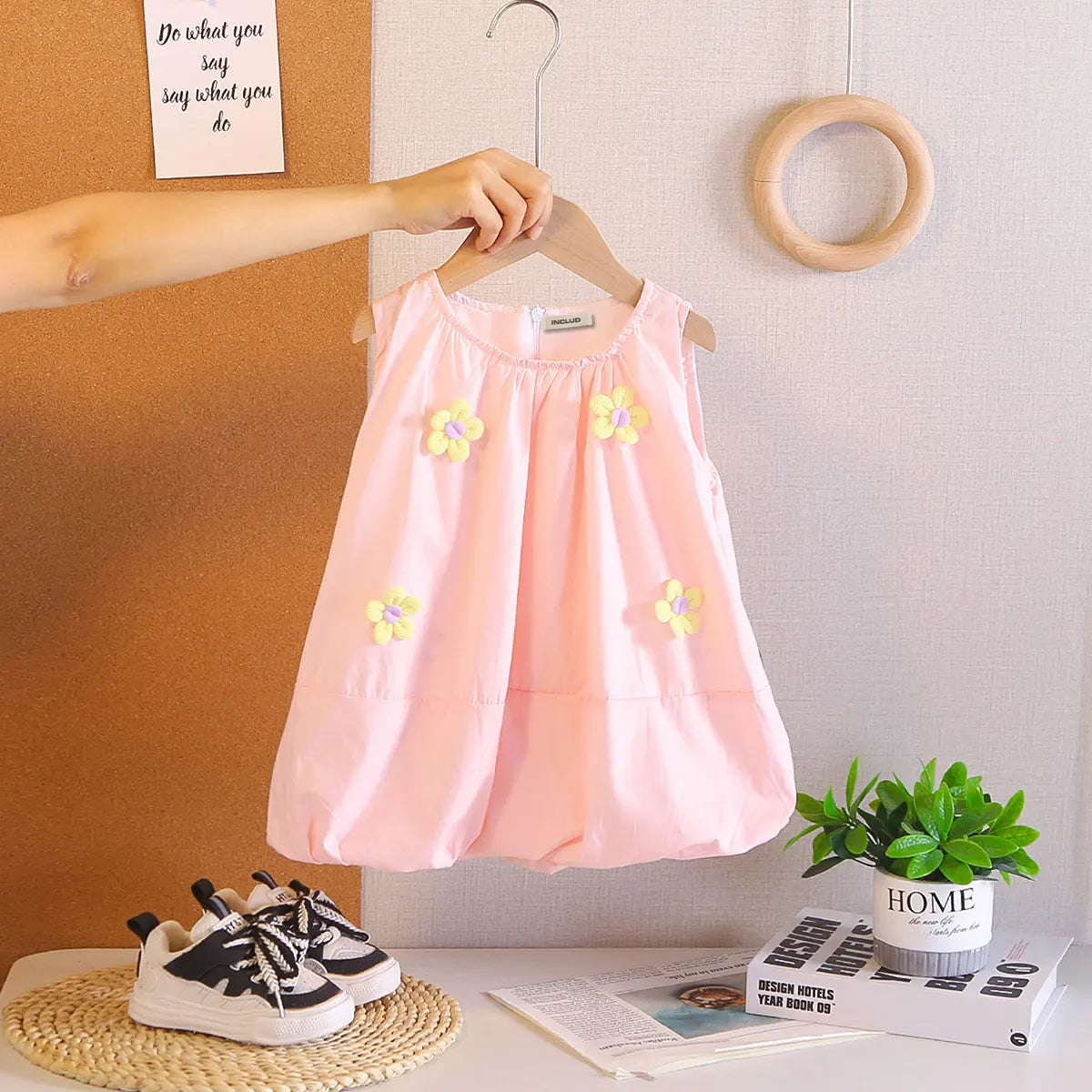 Girls Light Pink Flowers Applique Sleeveless Balloon Dress Casual Dresses Light Pink 1-2 Y