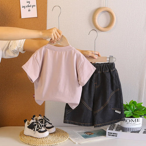 Boys Dark Pink Typographic Printed T-Shirt With Denim Shorts Sets Sets