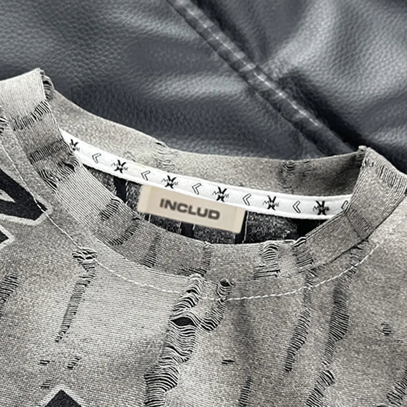 Boys Grey Typographic Printed Sleeveless T-Shirt With Shorts Sets Sets