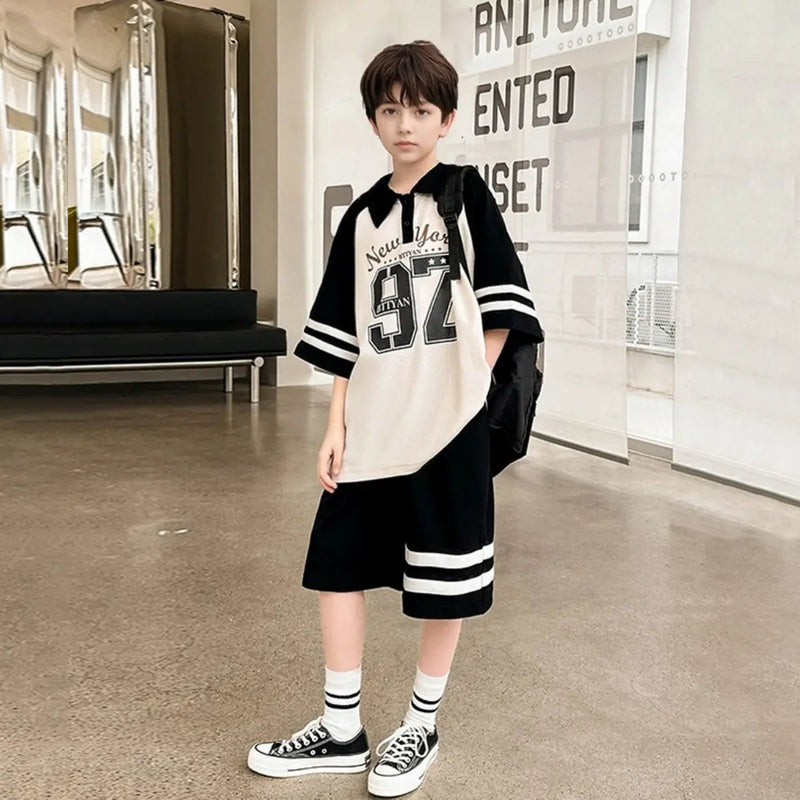 Boys Black Alphanumeric Printed Oversized T-Shirt With Shorts Co-ord Sets Sets