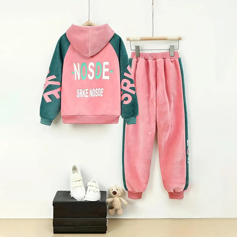 Girls Pink Typographic Printed Hooded Zipper Jacket With Jogger Sets Sets
