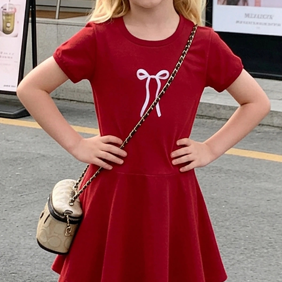 Girls Maroon Bow Graphic A-Line Dress With Short Sleeves Casual Dresses